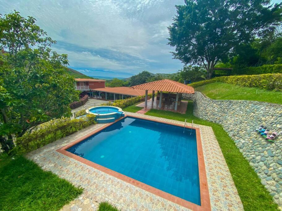 Finca Las Gaviotas - Mulalo, Yumbo Villa Bagian luar foto